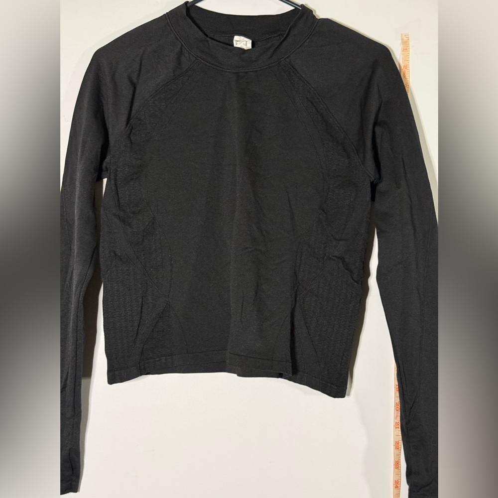 Fabletics Black Work-out Long Sleeve Top